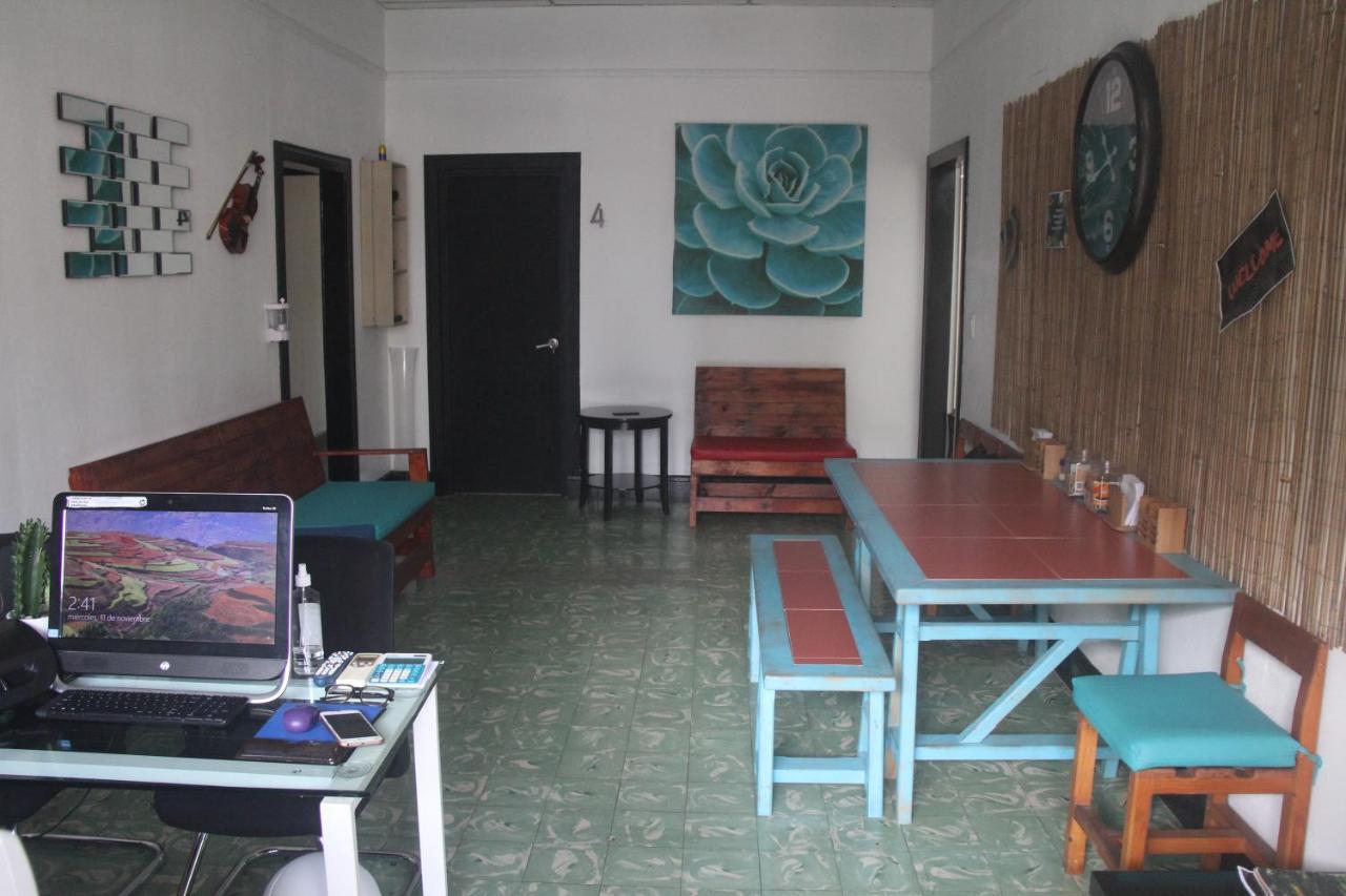 Eden'S Garden Hostel Панама Сити Екстериор снимка