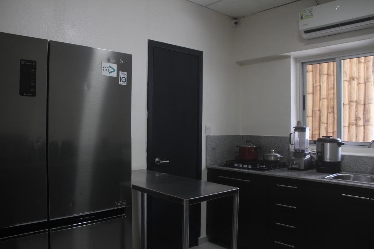 Eden'S Garden Hostel Панама Сити Екстериор снимка
