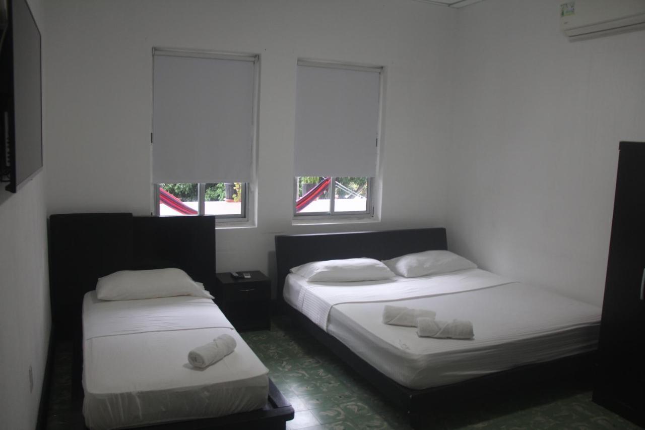 Eden'S Garden Hostel Панама Сити Екстериор снимка