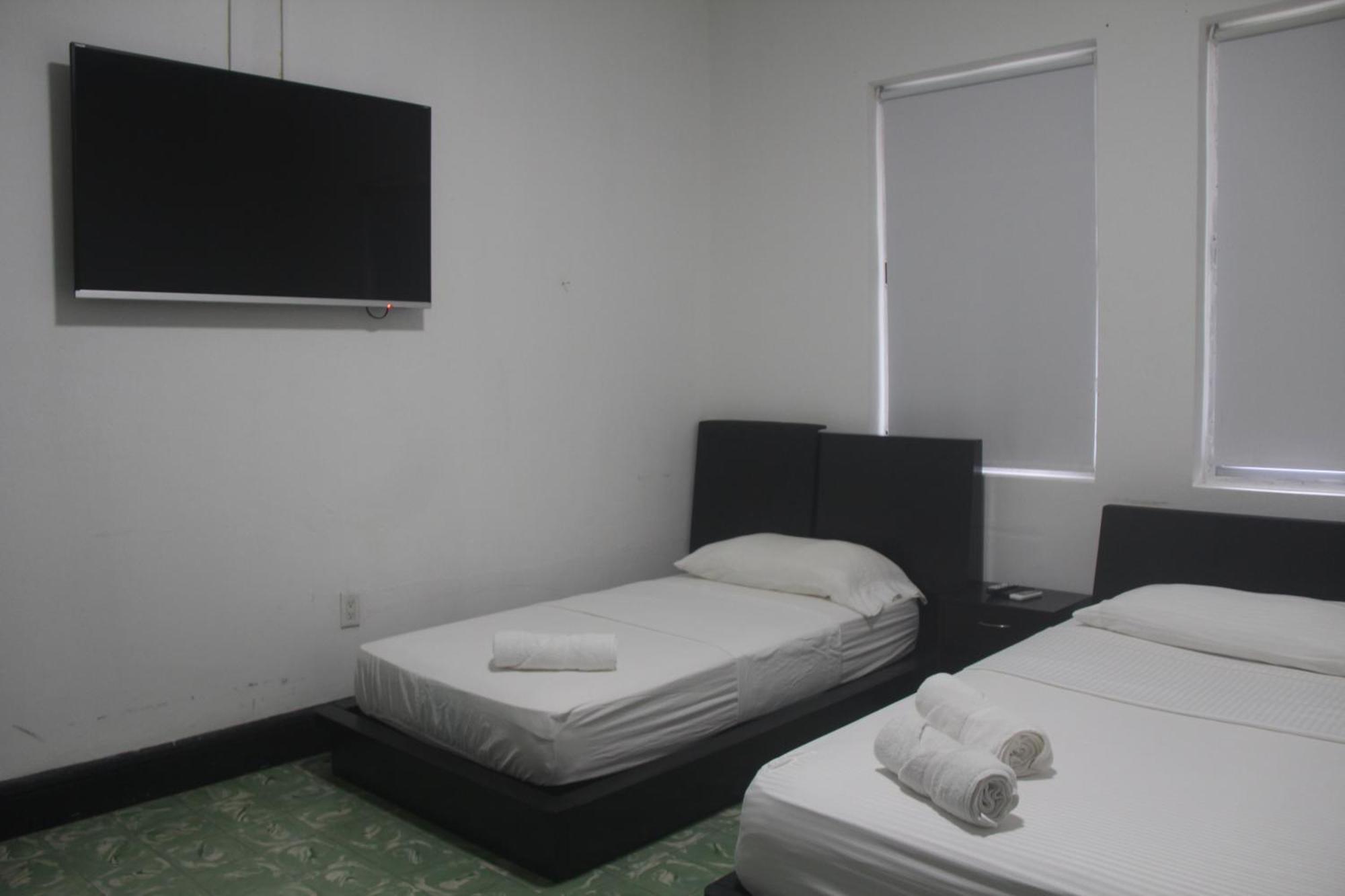Eden'S Garden Hostel Панама Сити Стая снимка